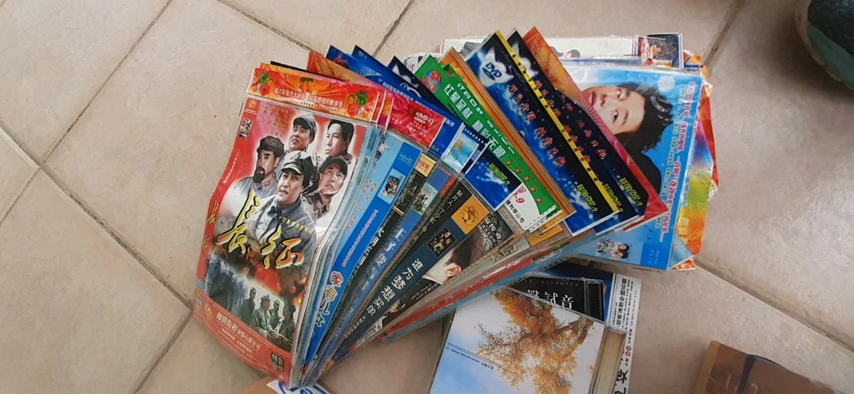 Vendora κινέζικες ταινίες και Cd - Image 3