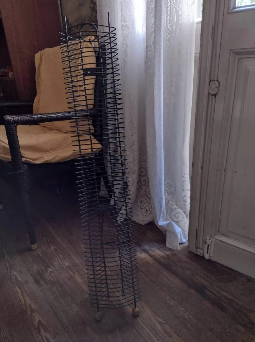 Vendora Μεταλλικό σταντ για CD-Dvd 0,95χ0,20 20 ευρώ