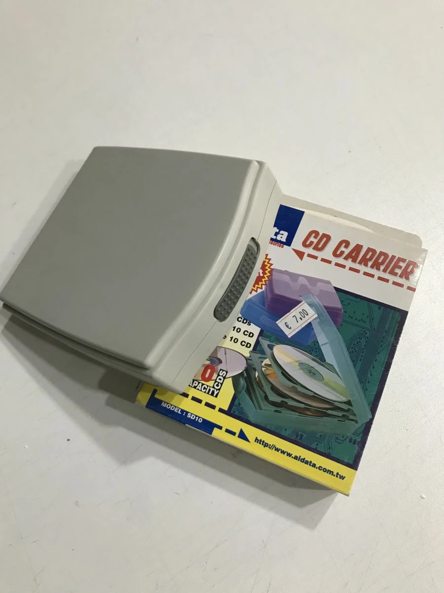 Vendora Aidata CD Carrier: Σκληρή θήκη της Aidata για μεταφορά 10 CD ή DVD - Image 2