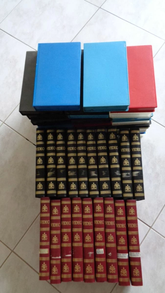 Vendora ΘΗΚΕΣ για Videoκασέτες - θεσσαλονικη