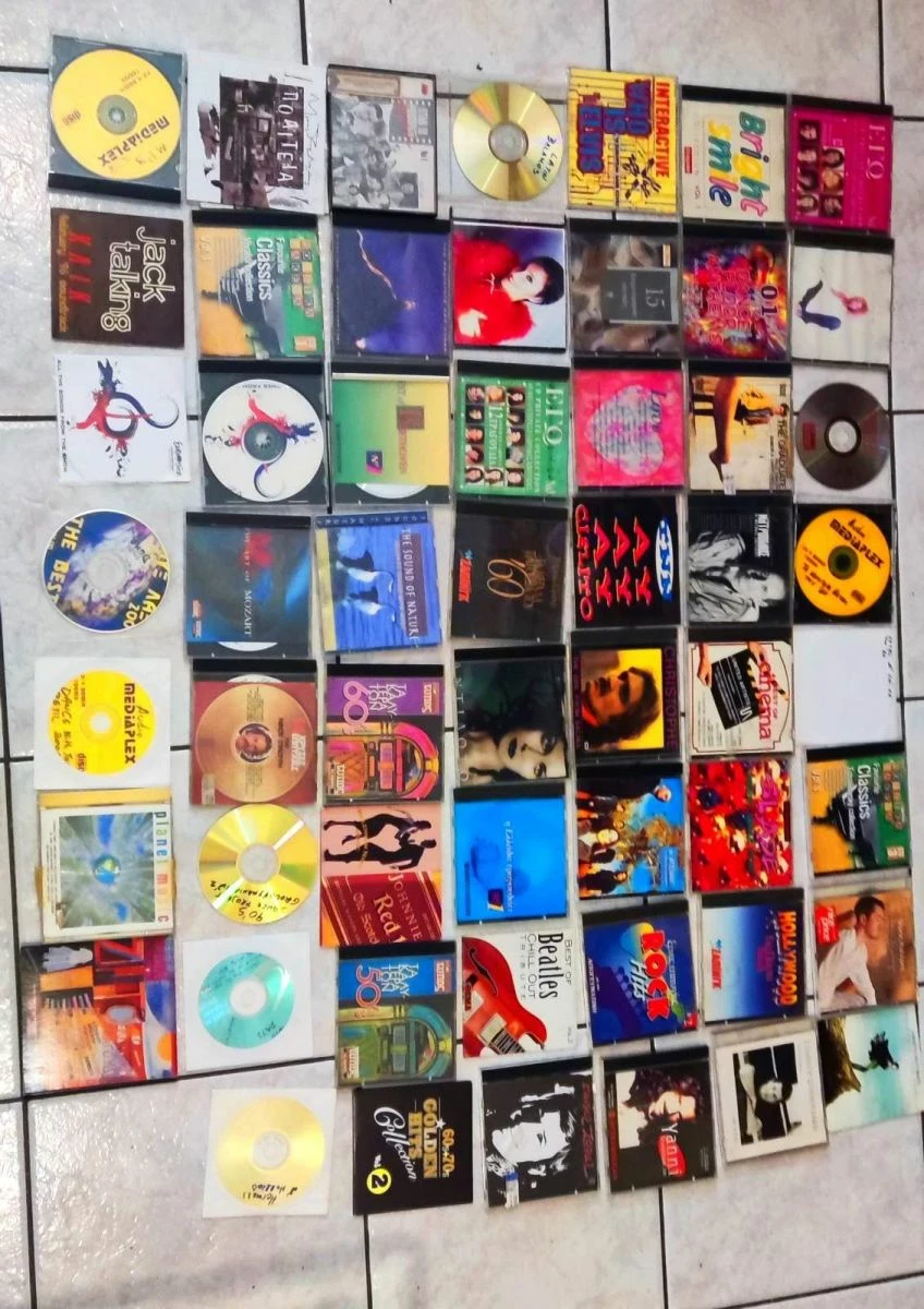 Vendora Βάση τοποθέτησης με 100 μουσικά Cd - Image 2